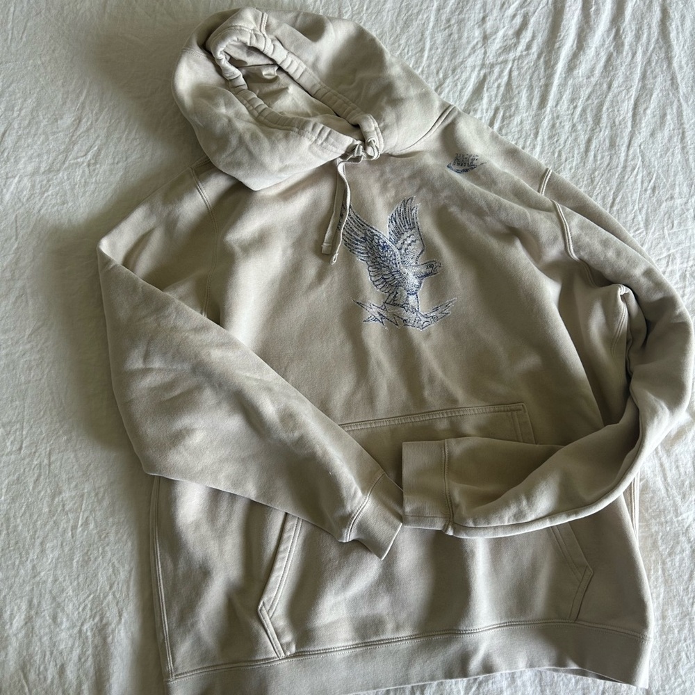 Nike Distressed Eagle Hoodie